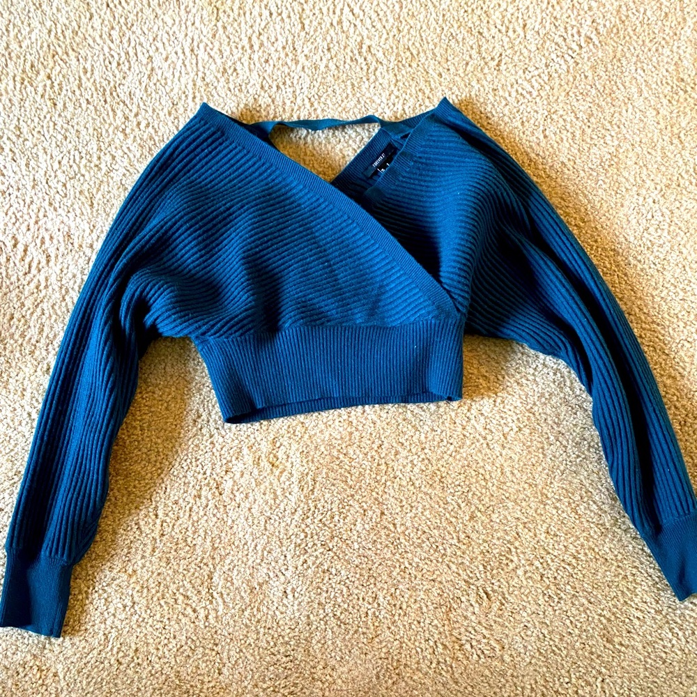 Forever 21 cropped cutout back top